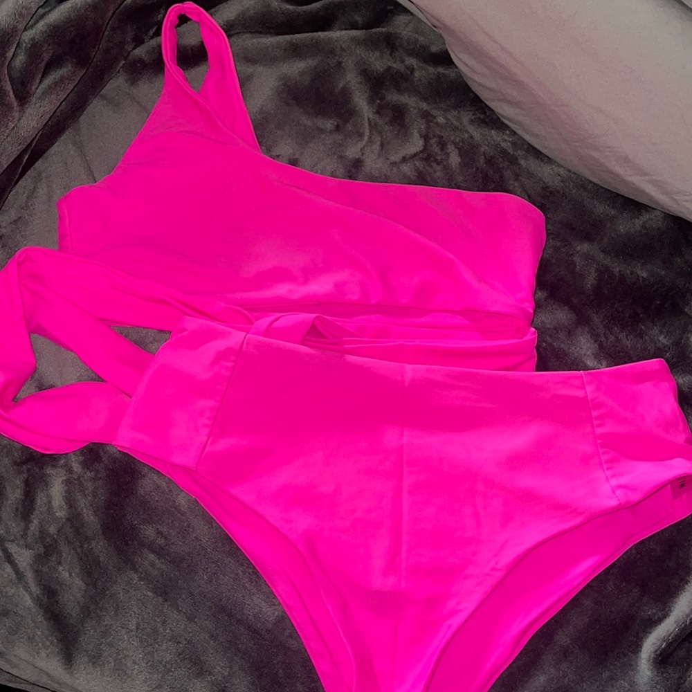 hot pink one shoulder shein bikini